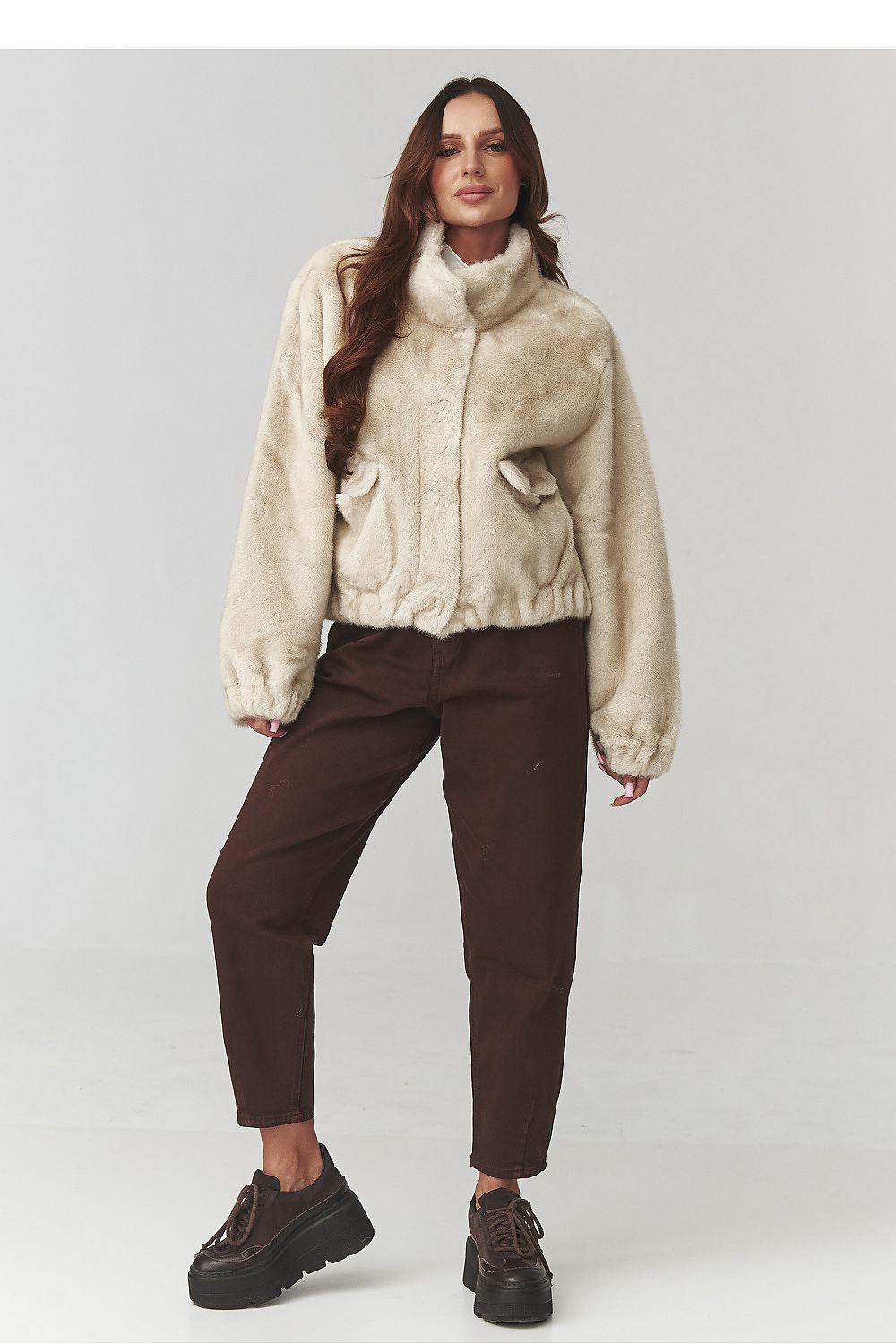  jasje model 220779 Makadamia 